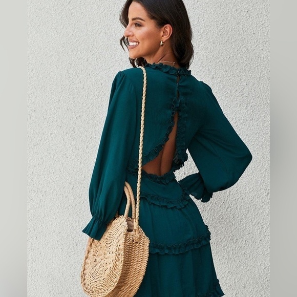 VETOZZA,OPEN BACK DRESS, Emerald Green Ruffled, Completely Lined,GORGEOUS, L - Picture 4 of 16